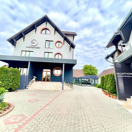 Hotel Bliss Sibiu Exterior foto